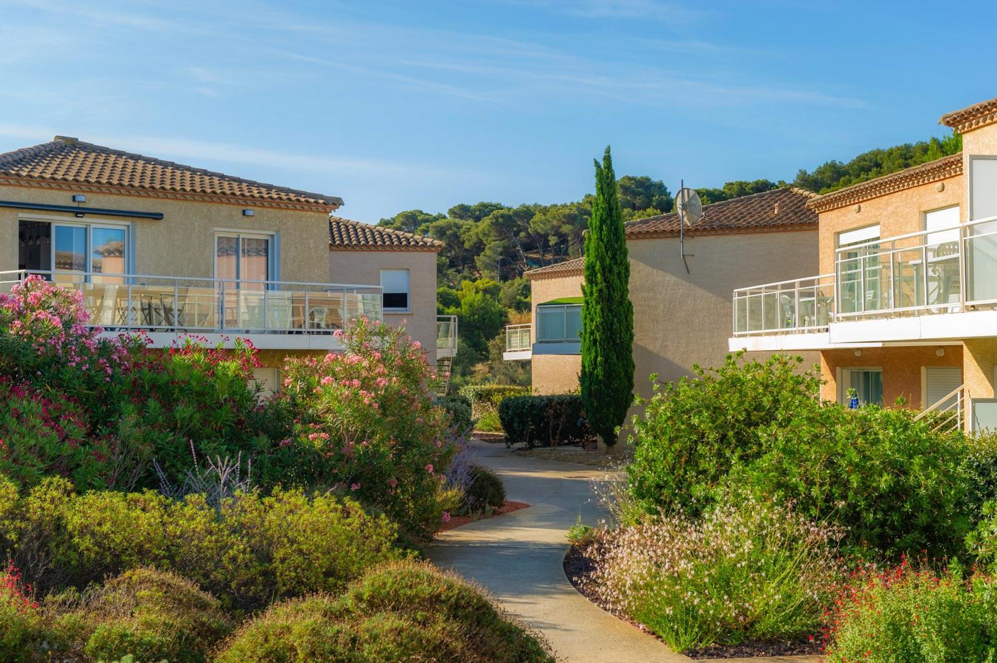 Résidence Goélia Les Jardins De Phoebus Gruissan Esterno foto